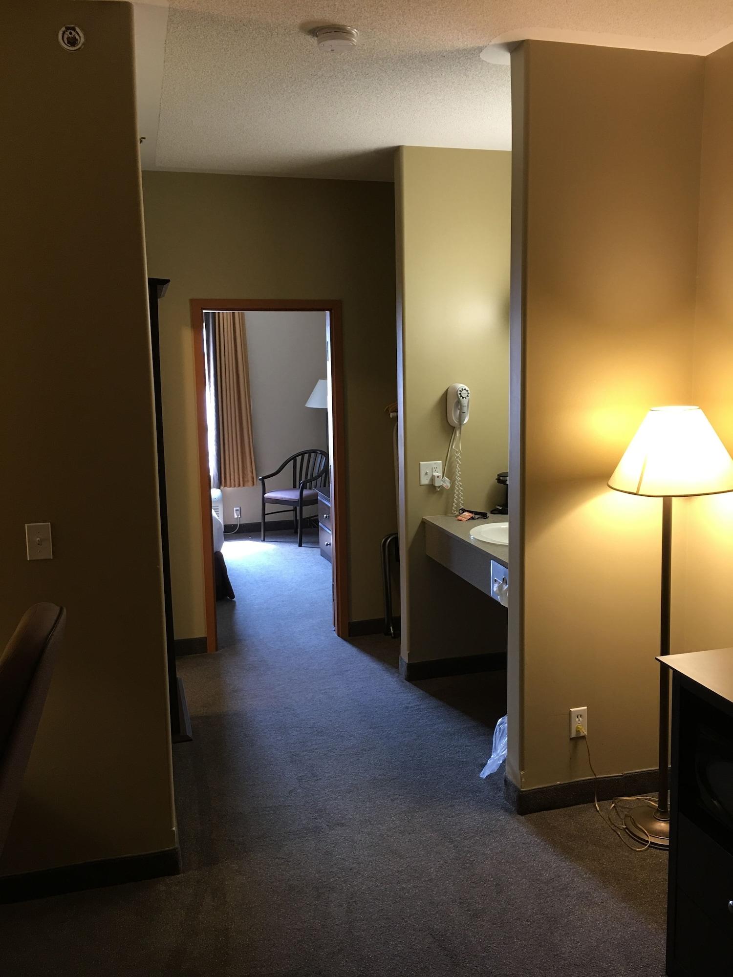 Hotel Super 8 By Wyndham Midland Extérieur photo