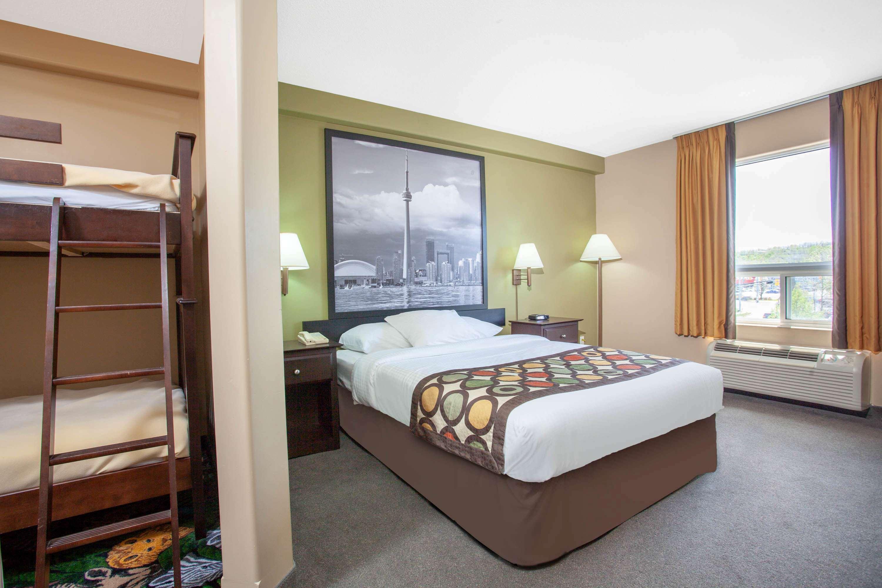 Hotel Super 8 By Wyndham Midland Extérieur photo