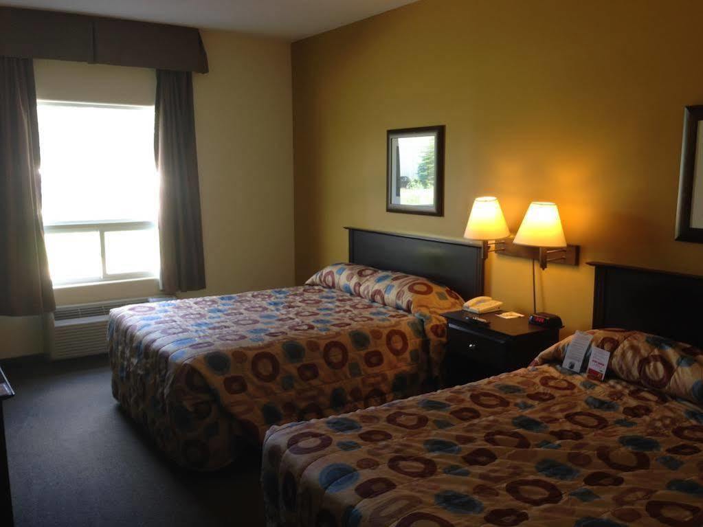 Hotel Super 8 By Wyndham Midland Extérieur photo