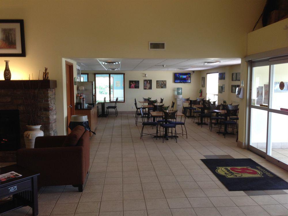 Hotel Super 8 By Wyndham Midland Extérieur photo